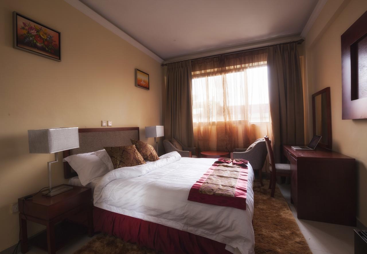 The Mosaic Hotel Addis Abeba Esterno foto