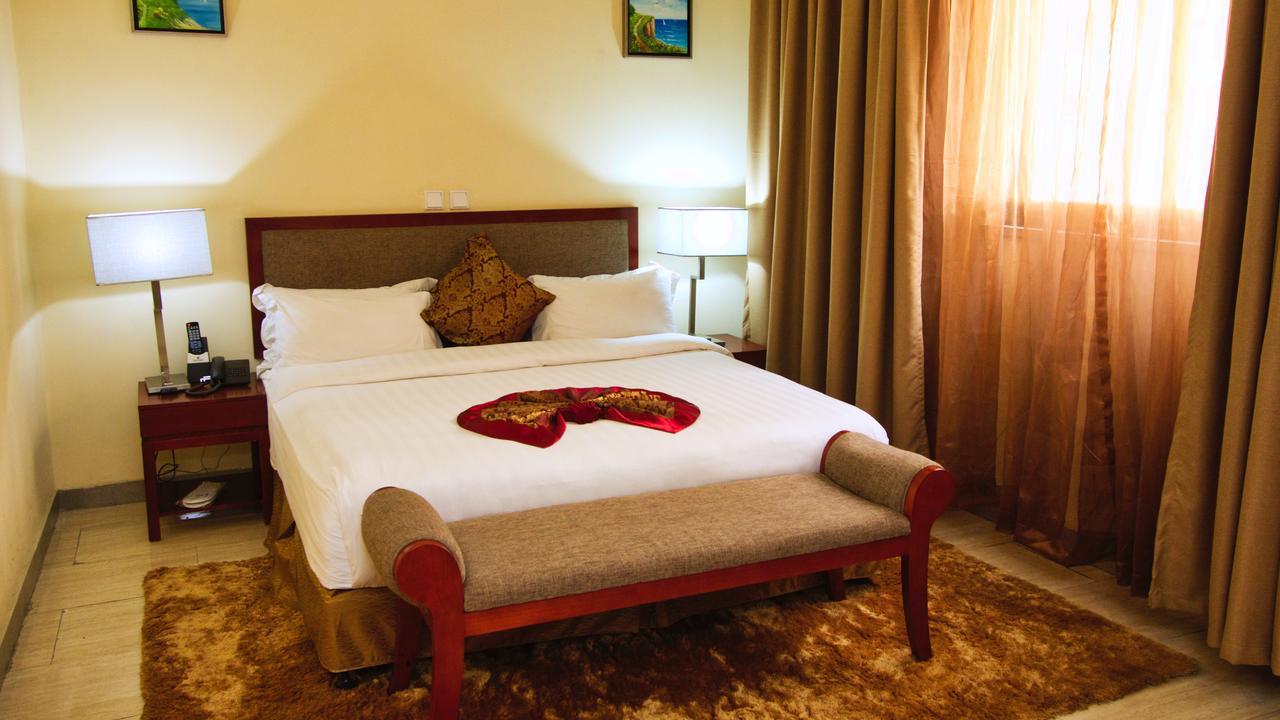 The Mosaic Hotel Addis Abeba Esterno foto