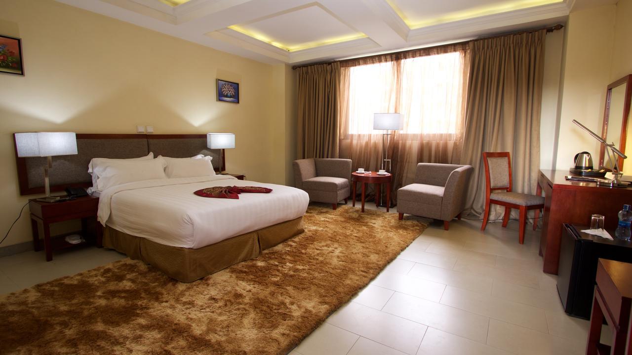 The Mosaic Hotel Addis Abeba Esterno foto
