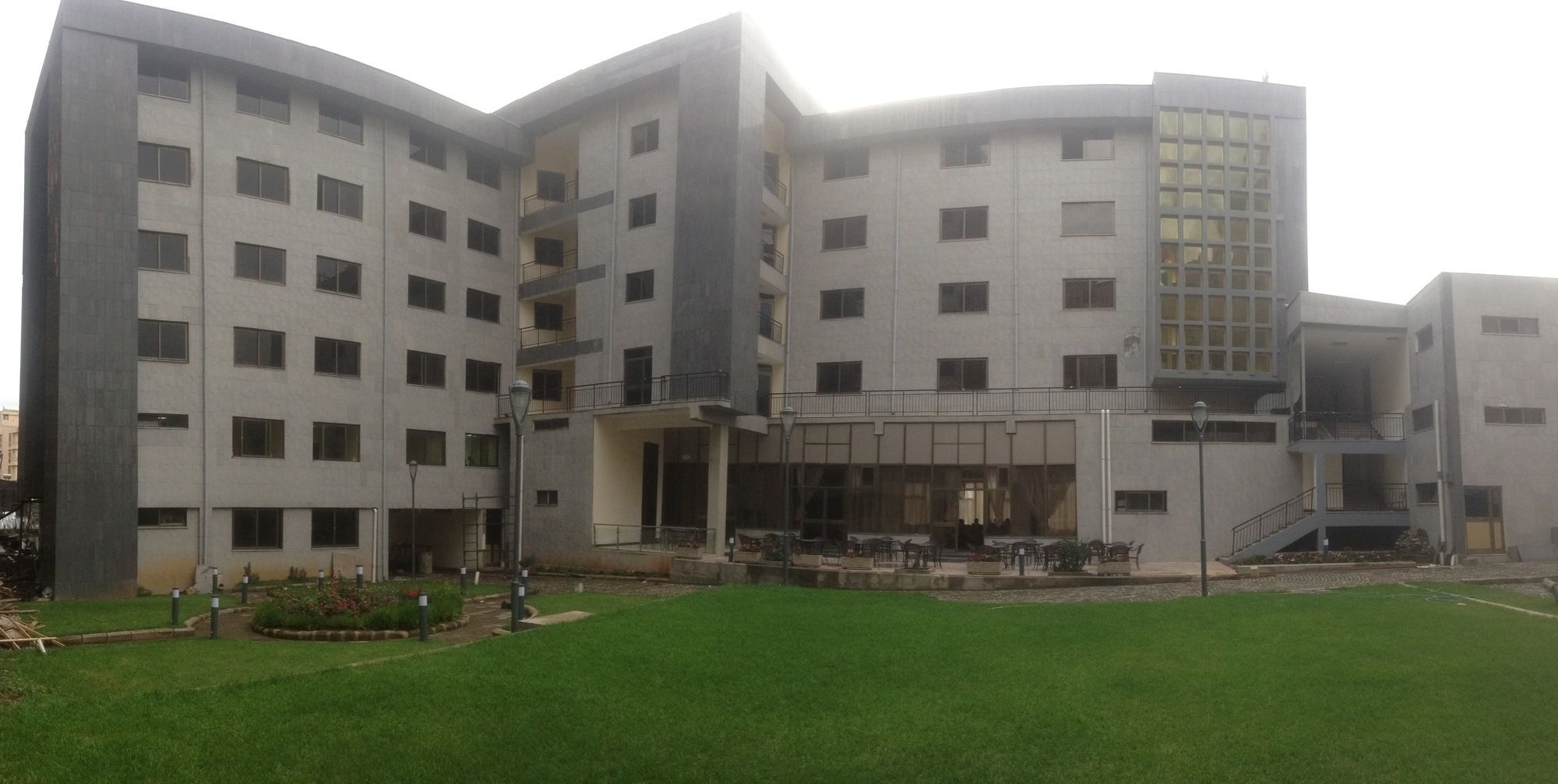 The Mosaic Hotel Addis Abeba Esterno foto